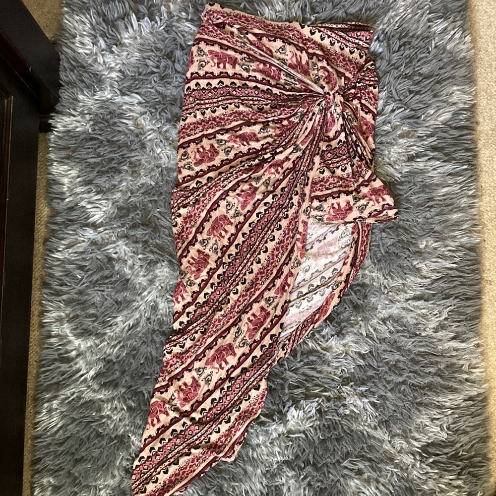 Midi elephant print skirt